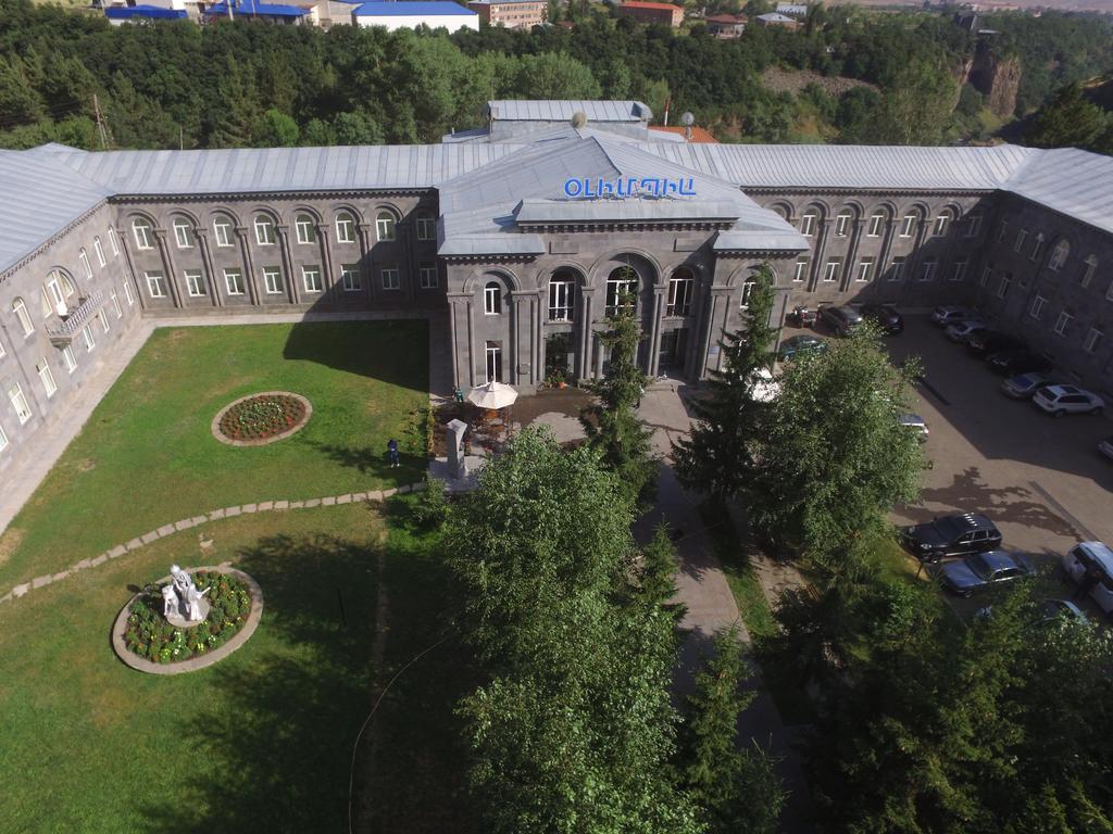 Hotel Jermuk Olympia Sanatorium Esterno foto